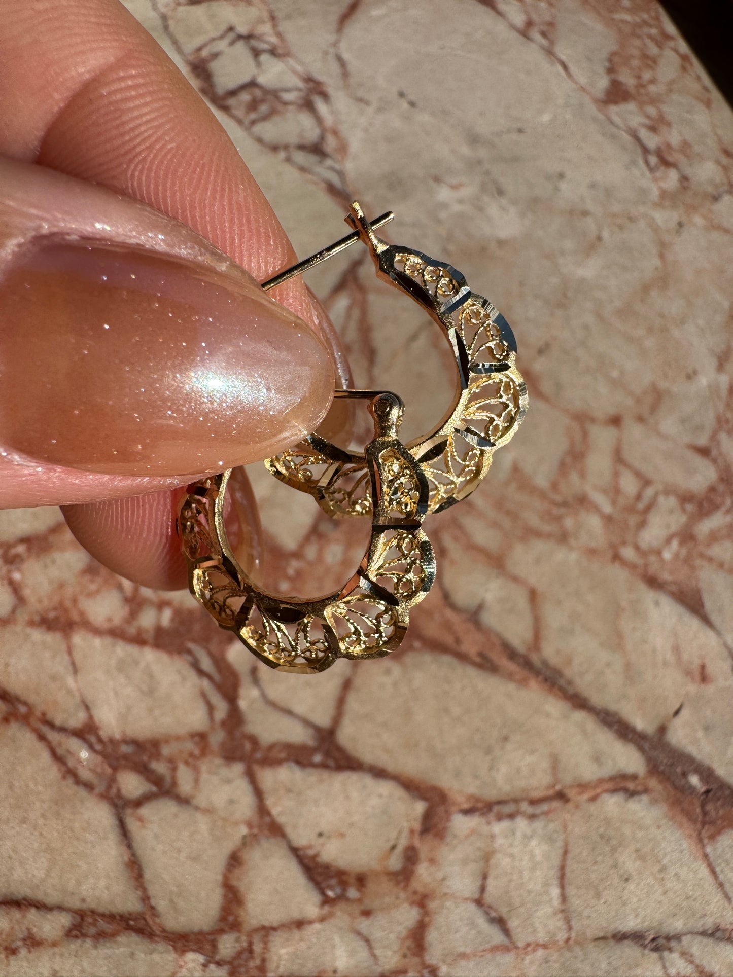 vintage 14k yellow gold filigree hoops