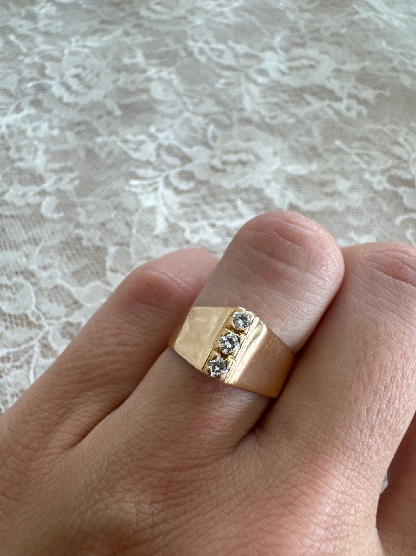 vintage 14k yellow gold three diamond ring