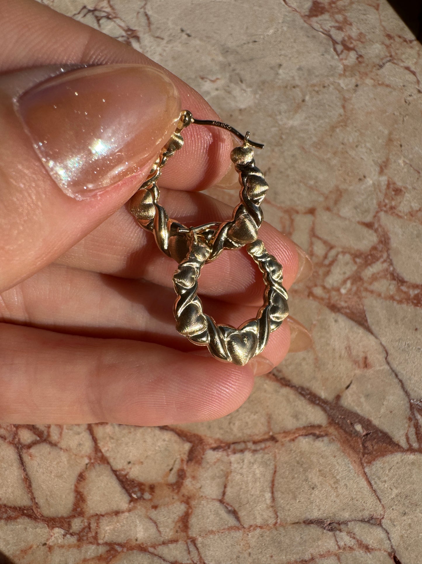 vintage 10k yellow gold xo heart hoops